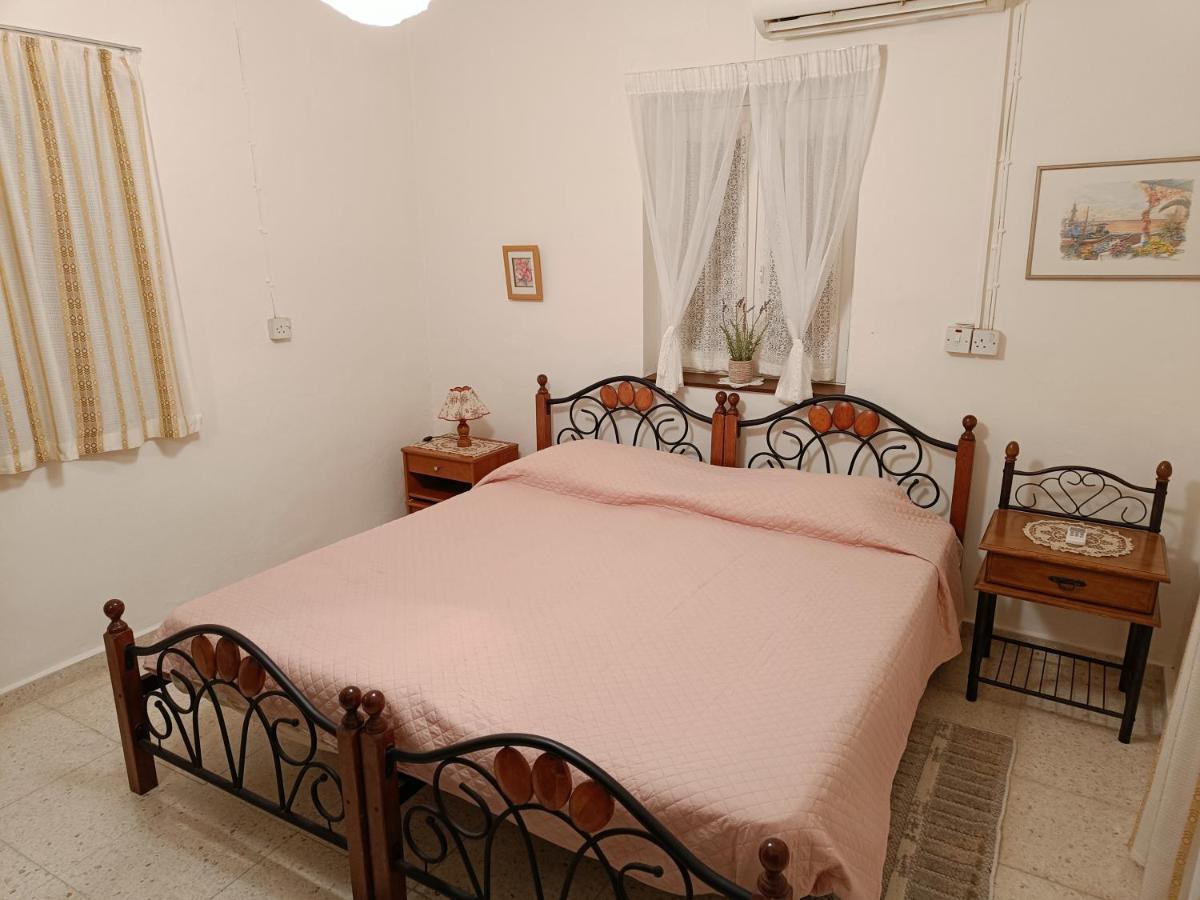 The Grapevine Guest House Pafos Zewnętrze zdjęcie